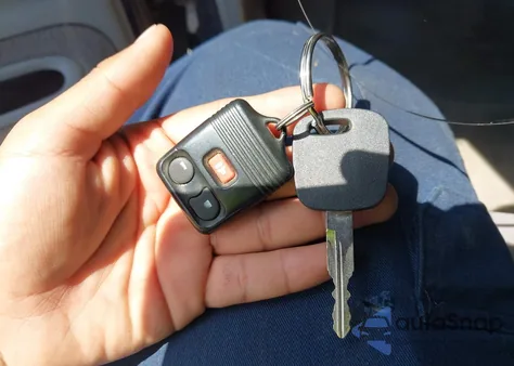 1998 Mercury Mountaineer z USA, uszkodzony, nr VIN 4M2ZU52E9WUJ40013